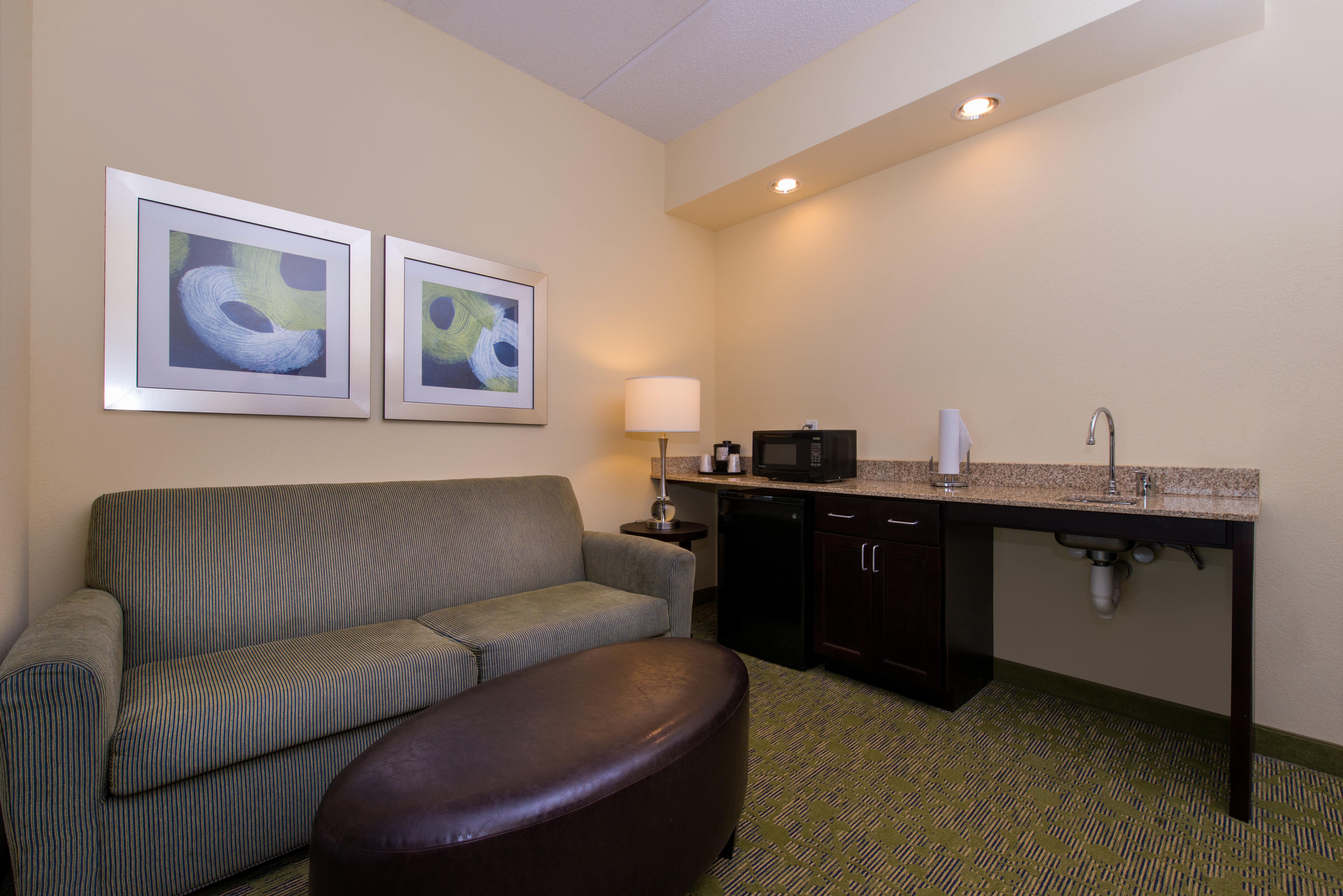 Holiday Inn Express And Suites Dickson City By Ihg Exterior foto